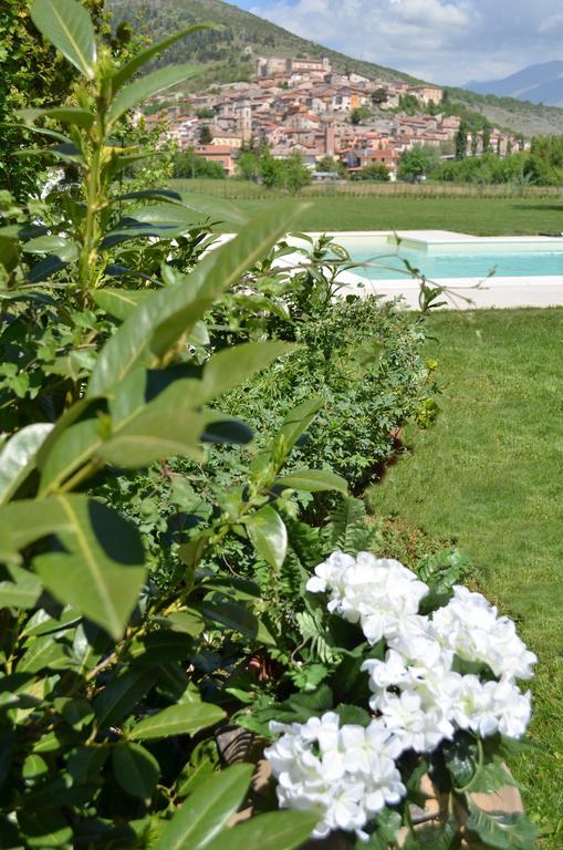 Agriturismo Villa Palentina 스쿠르콜라 마르시카나 외부 사진