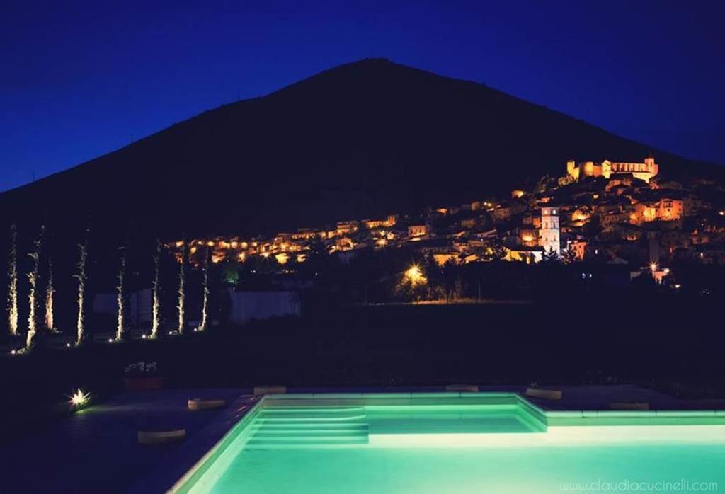 Agriturismo Villa Palentina 스쿠르콜라 마르시카나 외부 사진